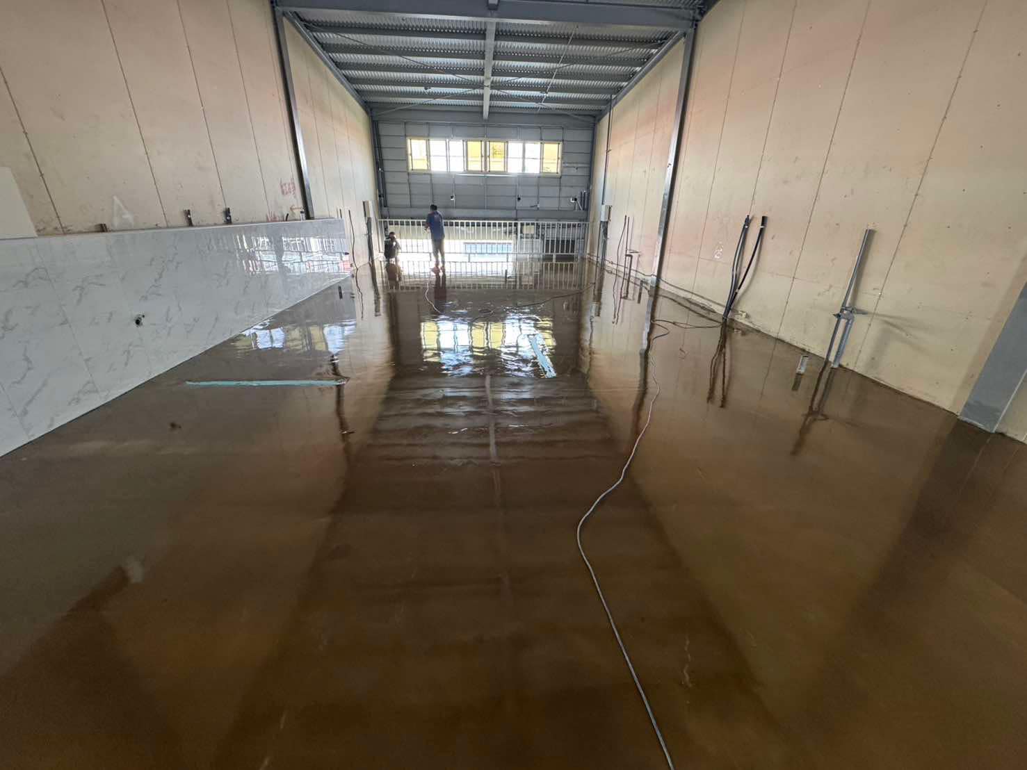 台南鄭喆商行新廠EPOXY耐重地坪數量200m2