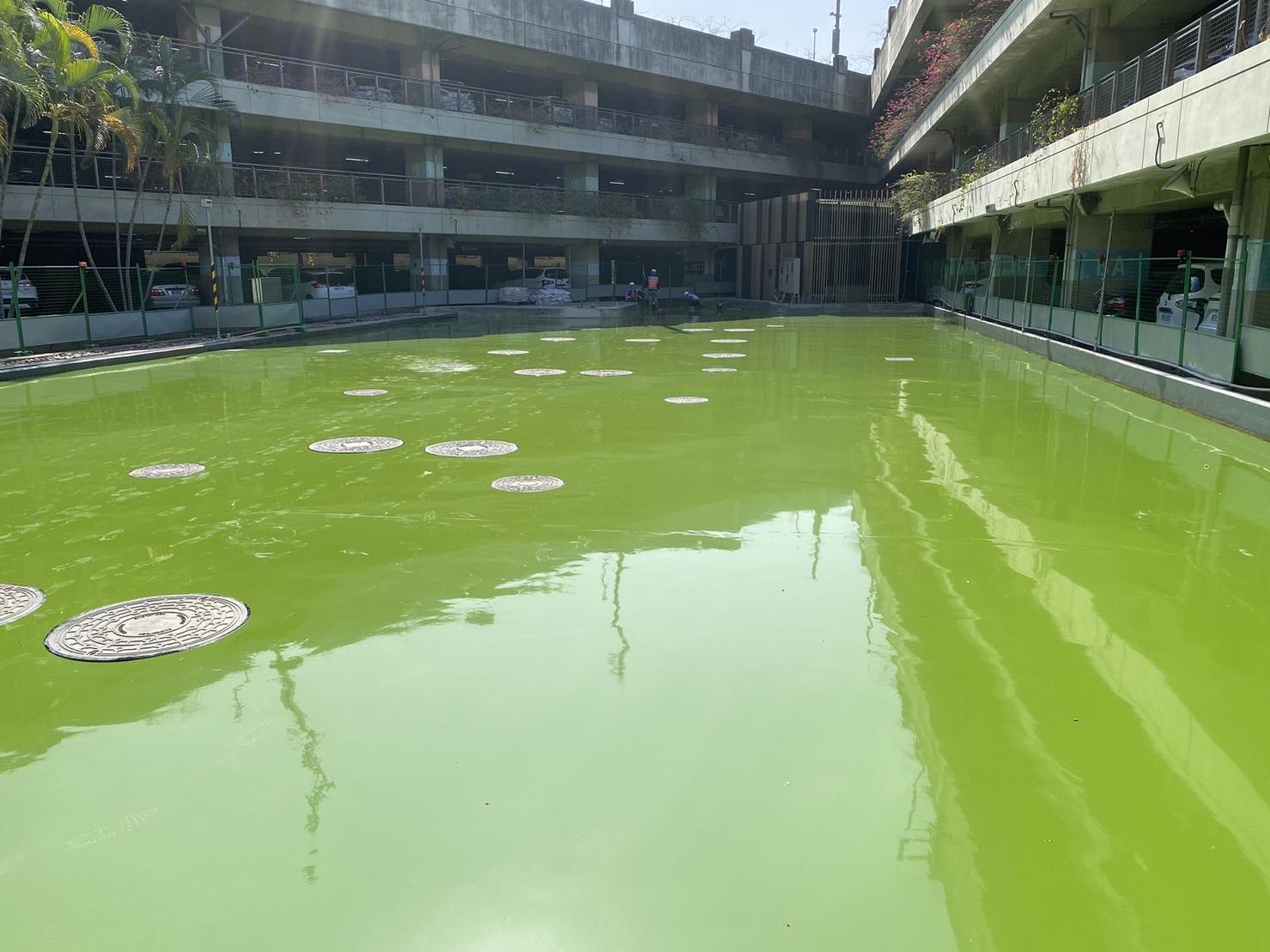 烏日高鐵站地下停車場 聚氨酯耐磨地坪 